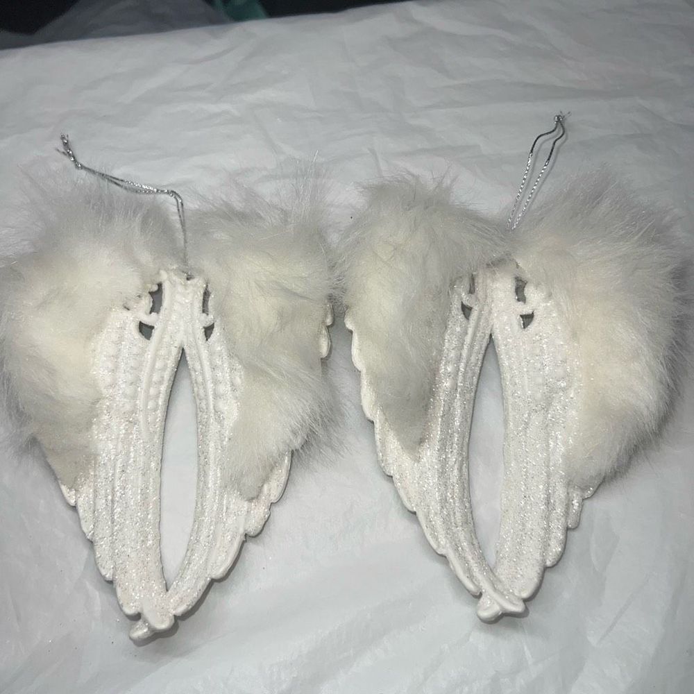 Elegance Set of Two Angel Wings Ornament White With Fur/Feathers & Glitter 6” Ta